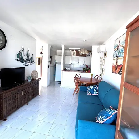 Bonito Con Vistas Al Mar Y Piscina Av-47 * روساس